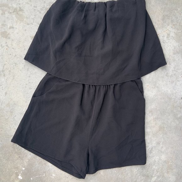 Strapless Overlay Black Short Style Jumpsuit with Pockets and Elastic Waist - Picture 2 of 3